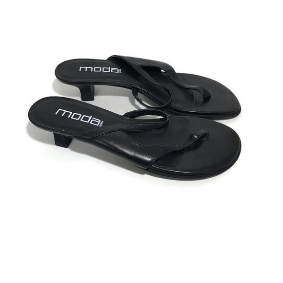 Moda Spana Black Thong Kitten Heel Sandals Size 8